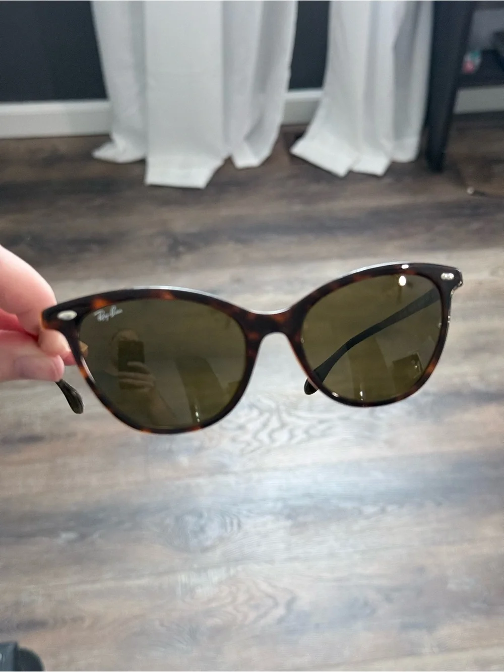 Ray-Ban Brown Tortoiseshell Women's Cat Eye Sunglasses - Dark Brown Lenses - Picture 2 of 8